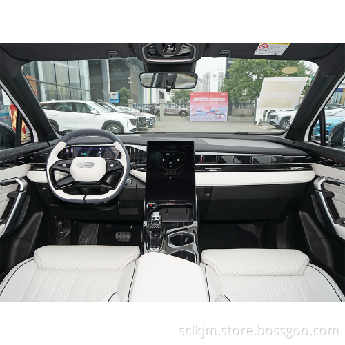 2023 Лучшие продажи Geely Boyue дешевые подержанные автомобили из Китая Пять дверей и пять мест. Небольшой внедорожник
